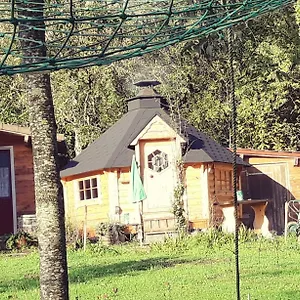  Lodge Private Lakeside Retreat France